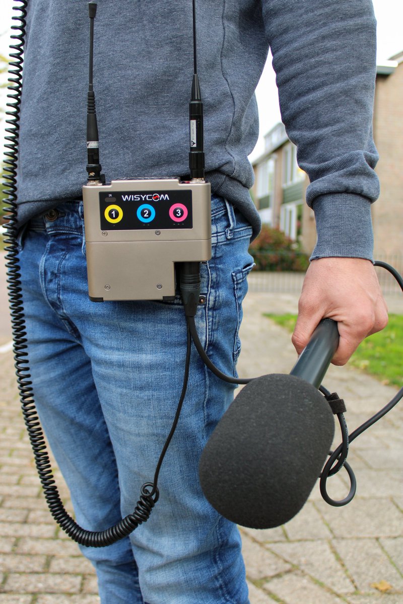 tripleaudio's tweet photo. De nieuwe Wisycom RPU500-F; dé wandelzender van dit moment! 🚶🏼‍♀️

#TripleAudio #zender #wandelzender #broadcast #populair #wisycom #Engineering https://t.co/tMMHLdE6rR