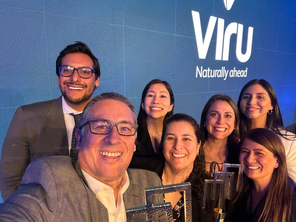 WernerHarster's tweet photo. En @MibancoPE estamos muy orgullosos de haber recibido los #PremiosABE 2024 de @amchamperu en las categorías Desarrollo del Entorno y Comunicación Interna, reconocimientos que reflejan nuestro compromiso por generar un impacto positivo. ¡Gracias a nuestro increíble equipo! https://t.co/Xm262MnEHN