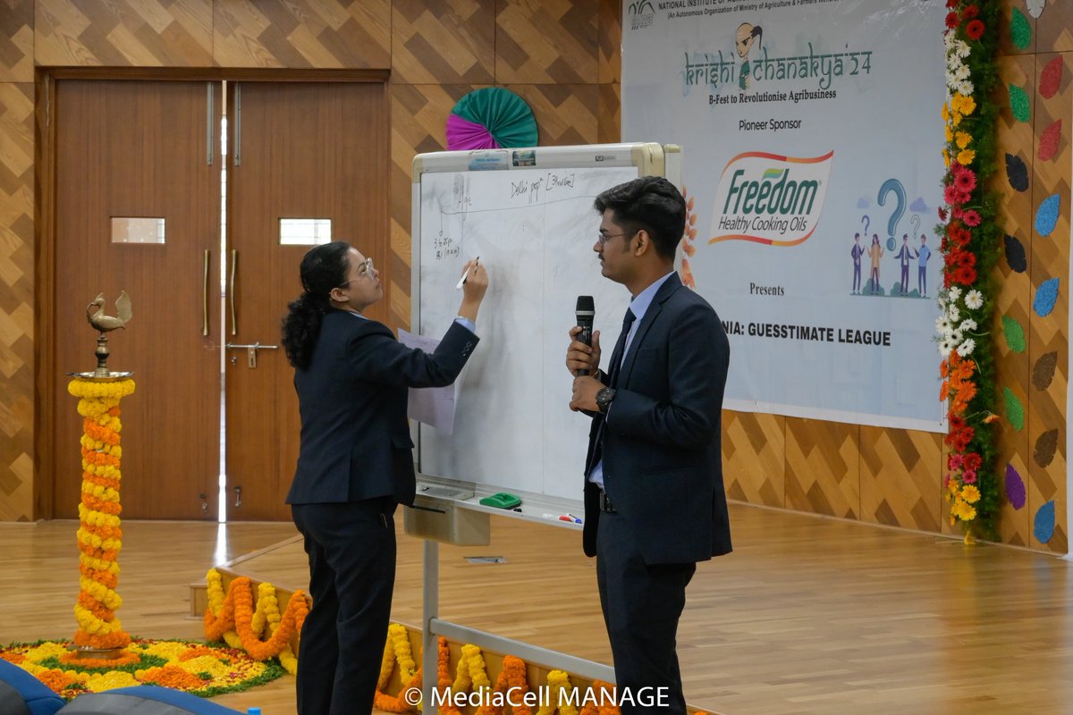 ABC_MANAGE's tweet photo. Guesstimania - Where Guesses Shape Greatness! 🔢💡

Supported by Gemini Edibles &amp; Fats India Limited, Guesstimania was a thrilling success at Krishi Chanakya 2024! 🎉✨

In this unique competition, participants embraced uncertainty and crafted brilliance from bold estimations https://t.co/9fQ65wA0L9