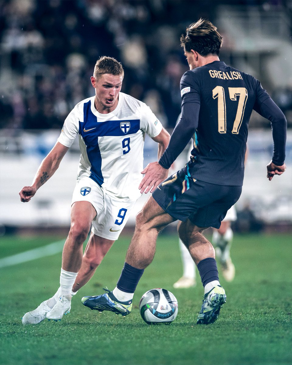 Huuhkajat's tweet photo. 🇫🇮  v. 🏴󠁧󠁢󠁥󠁮󠁧󠁿 13.10.2024

📸: @r1kuexposures

#Huuhkajat #FINENG #UNLfi #NationsLeague #MeOlemmeSuomi https://t.co/QhYCVoVDD2