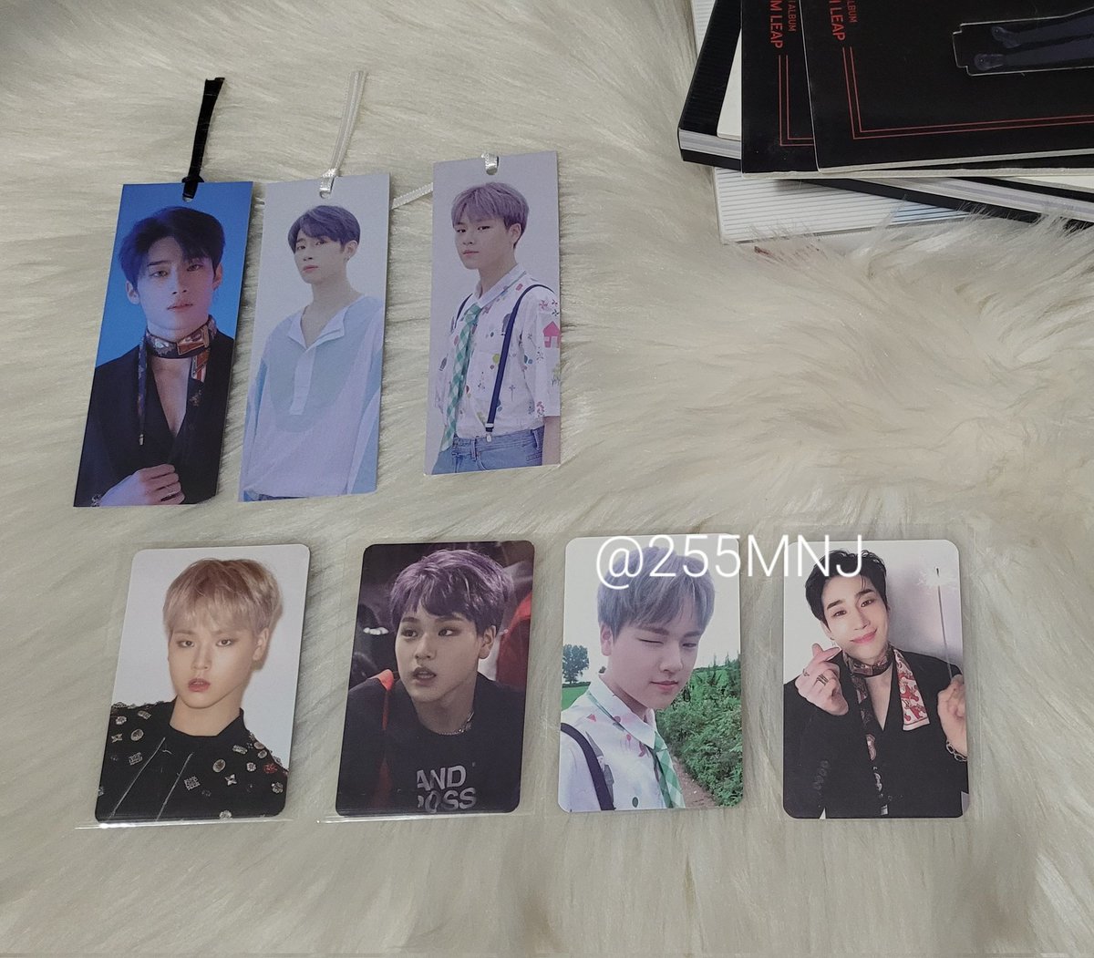 255MNJ's tweet photo. อัลบั้ม Quantum leap ของครบ
✨️ สตด ดงพโย โดฮยอน ฮยองจุน
✨️ที่คั่น ซึงอู โดฮยอน
✨️ การ์ด โดฮยอน
✨️ AR ซึงอู โดฮยอน
✨️ อัลบั้ม2เวอร์พร้อมการ์ดรวม

🎉 ได้ทุกอย่าง 800.-
#ตลาดนัดx1 #ตลาดนัดXONE #ตลาดนัดoneit https://t.co/eVje6OO8Ga