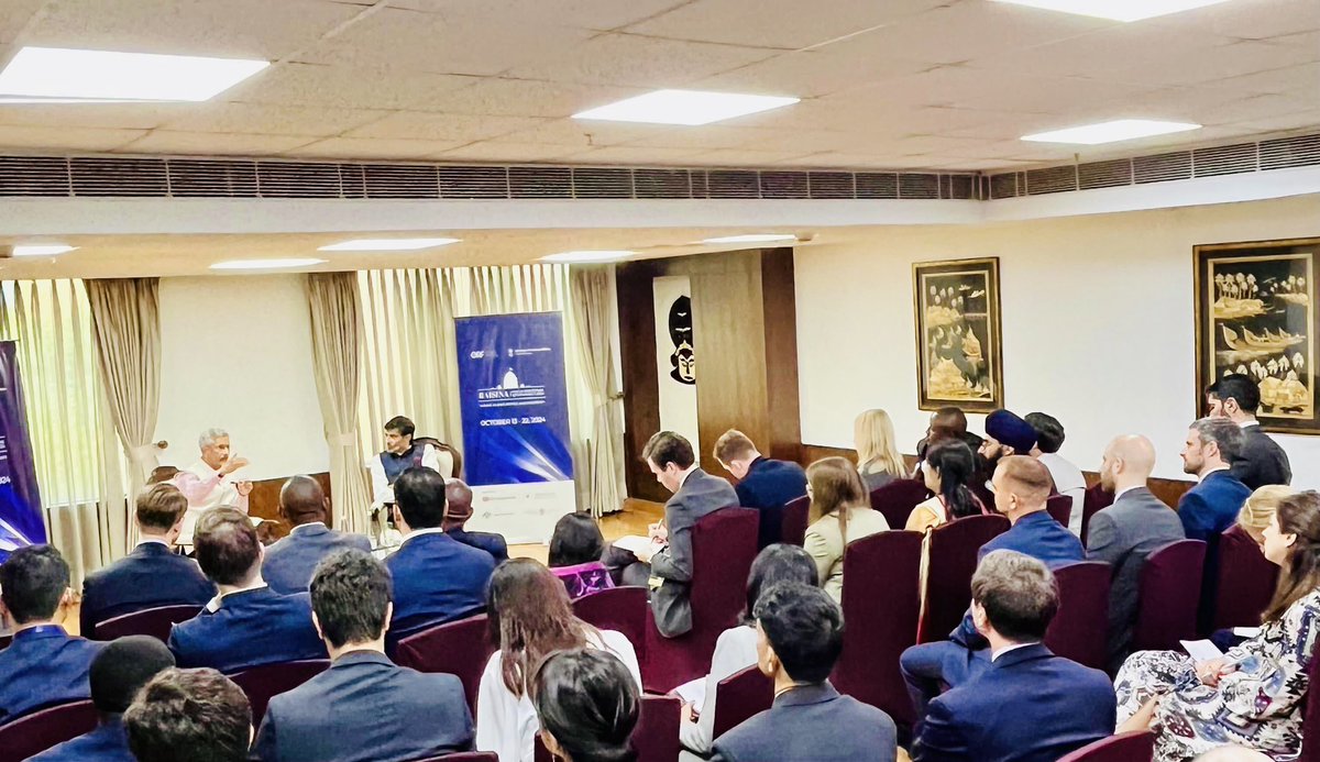 Samir Saran (@samirsaran) on Twitter photo Day 2 of #RaisinaF2D - fireside chat and quickfire Q&A between the 2024 Raisina Forum cohort and <a href="/DrSJaishankar/">Dr. S. Jaishankar</a>
Discussed #Bharat, the #EU / #China, #trade, #UAE, #Australia, #DigitalDiplomacy, #ConflictResolution
<a href="/raisinadialogue/">Raisina Dialogue</a> <a href="/MEAIndia/">Randhir Jaiswal</a> <a href="/orfonline/">ORF</a> <a href="/ramthebestIFS/">RAGHURAM S</a> <a href="/tanoubi/">Tanoubi Ngangom</a> Day 2 of #RaisinaF2D - fireside chat and quickfire Q&A between the 2024 Raisina Forum cohort and <a href="/DrSJaishankar/">Dr. S. Jaishankar</a>
Discussed #Bharat, the #EU / #China, #trade, #UAE, #Australia, #DigitalDiplomacy, #ConflictResolution
<a href="/raisinadialogue/">Raisina Dialogue</a> <a href="/MEAIndia/">Randhir Jaiswal</a> <a href="/orfonline/">ORF</a> <a href="/ramthebestIFS/">RAGHURAM S</a> <a href="/tanoubi/">Tanoubi Ngangom</a>