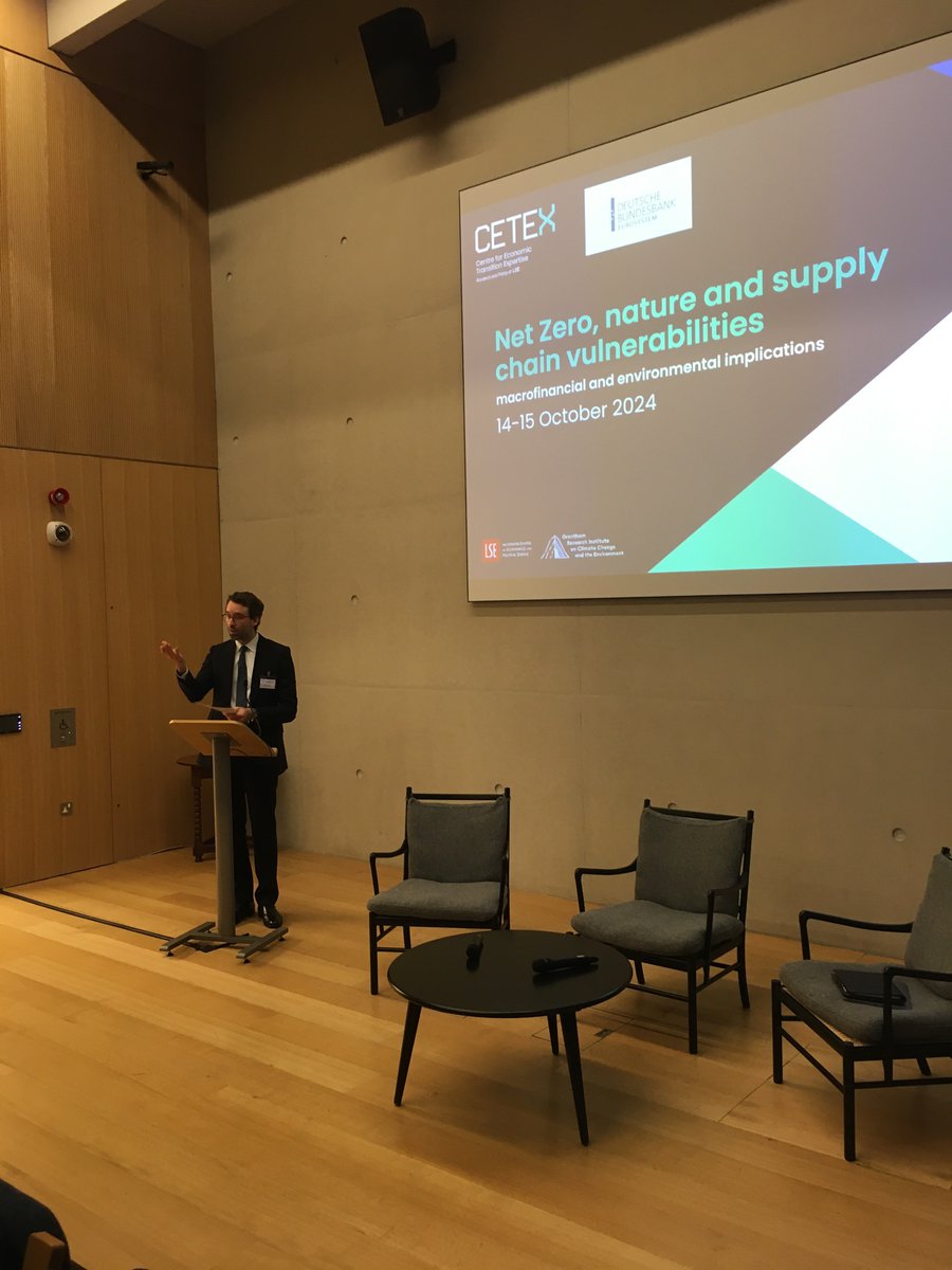 Kicking off the 4th sustainable macro conference in London: Simon Dikau’s welcome! With <a href="/CETEx_LSE/">CETEx (Centre for Economic Transition Expertise)</a> <a href="/bundesbank/">Deutsche Bundesbank</a>