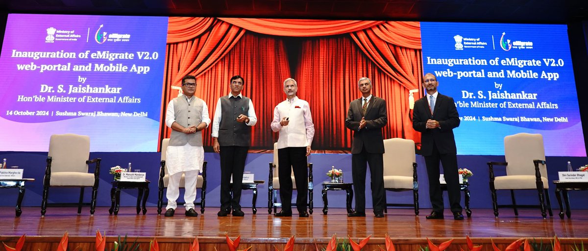 DrSJaishankar's tweet photo. Delighted to launch the revamped e-Migrate portal along with my Ministerial colleague @mansukhmandviya ji & MoS @PmargheritaBJP ji today in Delhi. 

A true reflection of PM @narendramodi government’s commitment to improving ease of living and enhancing people-centric governance, the portal will assist our citizens to subscribe to safe and legal mobility channels. 

Confident that this portal will add another dimension in preparing Indian youth for a global workplace.