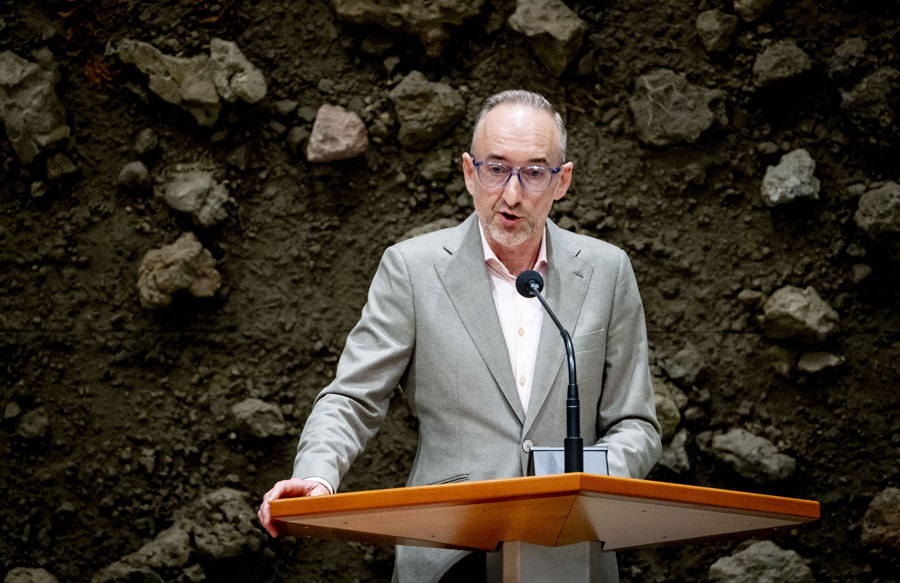 'Wij gaan Amsterdam redden', aldus de <a href="/BoerBurgerB/">BBB BoerBurgerBeweging 🍀🍀🍀</a>, dat in de hoofdstad gaat deelnemen aan de gemeenteraadsverkiezingen. Partijoprichter en Kamerlid <a href="/henkvermeer/">Henk Vermeer</a> spreekt met <a href="/TvanGroningen/">Thomas van Groningen</a> over de BBB-plannen, om 11u30 op <a href="/NPORadio1/">NPO Radio 1</a> #WNL.