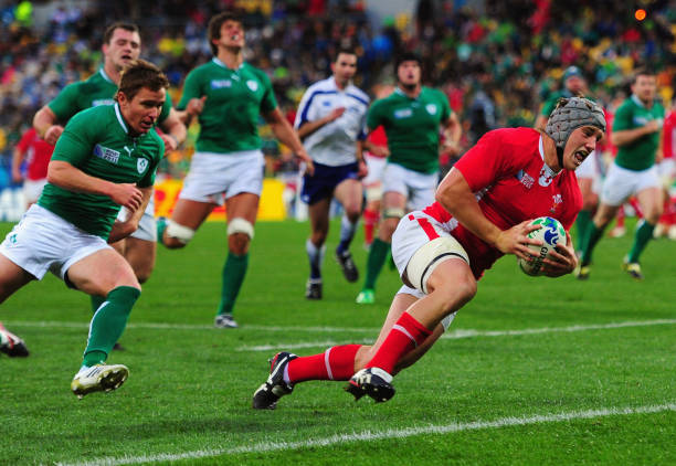With Jonathan Davies retiring after an incredible career, let's look back at an eventful 24 hours of it from 2011. 

1) Liam Toland writes about  Davies in the Irish Times the day before Wales faced Ireland in the 2011 World Cup quarter finals. 

2) A key image from the match.