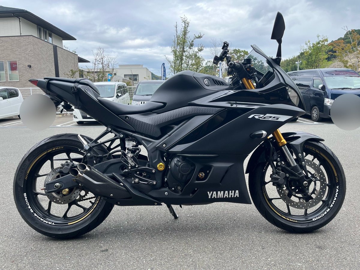 YSP_yamaha's tweet photo. YZF-R25さん、タイヤ交換させていただきました(^^)ピレリのロッソスポーツです。快適なツーリングを楽しんでくださいね(^^)

#yzfr25 #rossosports #pirreli #タイヤ交換 #ysp筑紫 #福岡 #大野城市 https://t.co/Fp6EKQYutD