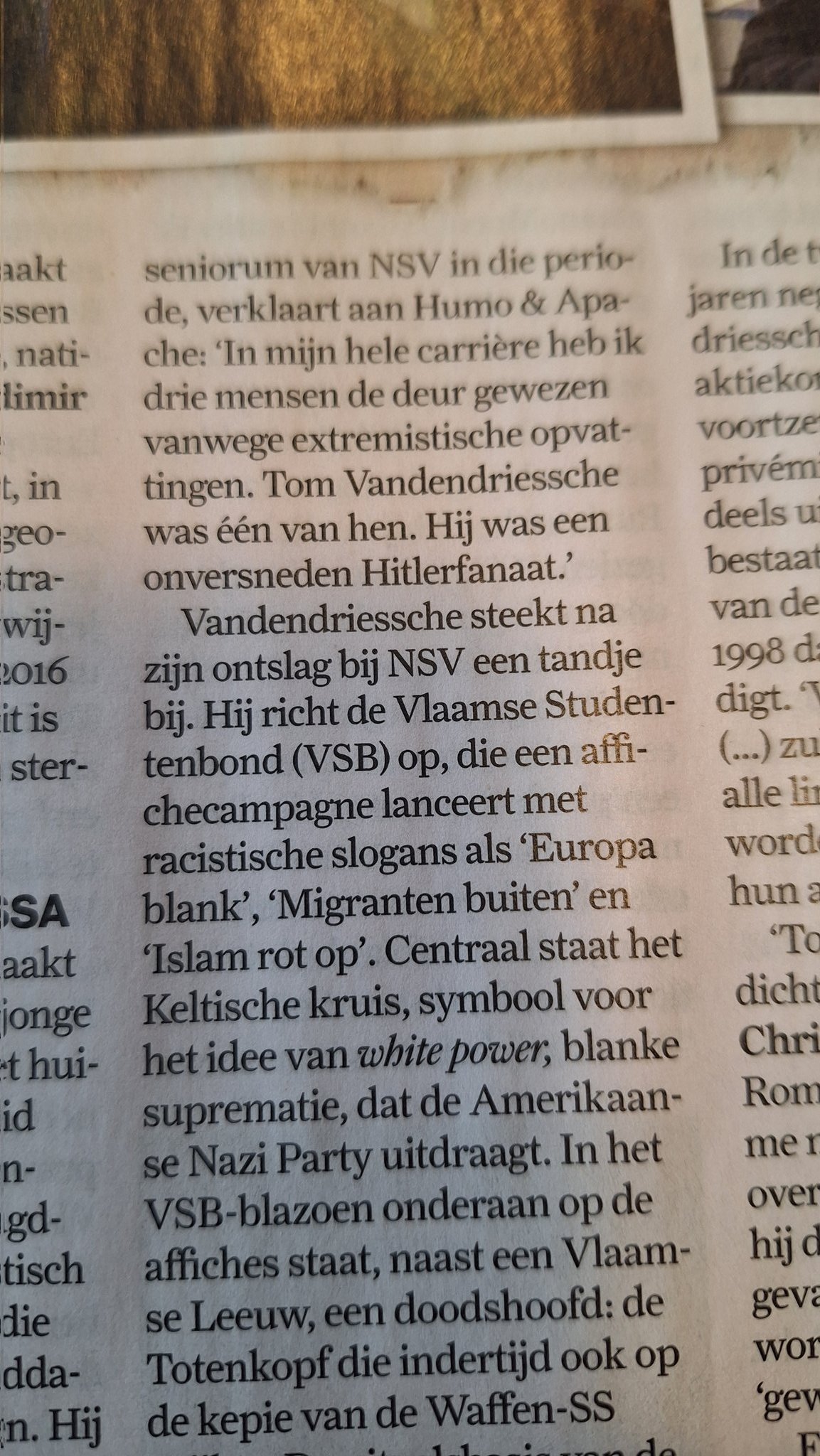 2 pic. @TomVandendriese U bent niet " het volk", en gelukkig maar 🤮 https://t.co/BMCemdIEUR