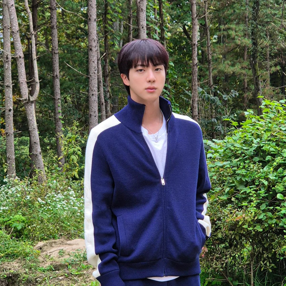 armyindonesiaa2's tweet photo. [Instagram]

@/jin insta update✨️

🍓 https://t.co/LatGP6QU8V