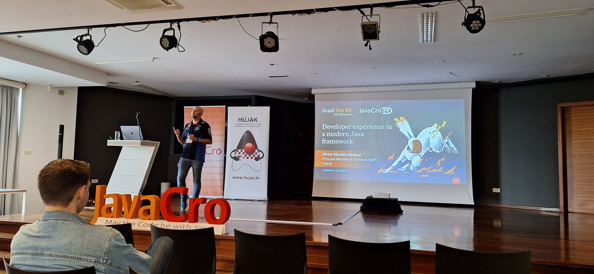 coduinix's tweet image. Ready for @alvaro_sanchez 's session about Developer experience with Micronaut at @JavaCro #JavaCro24