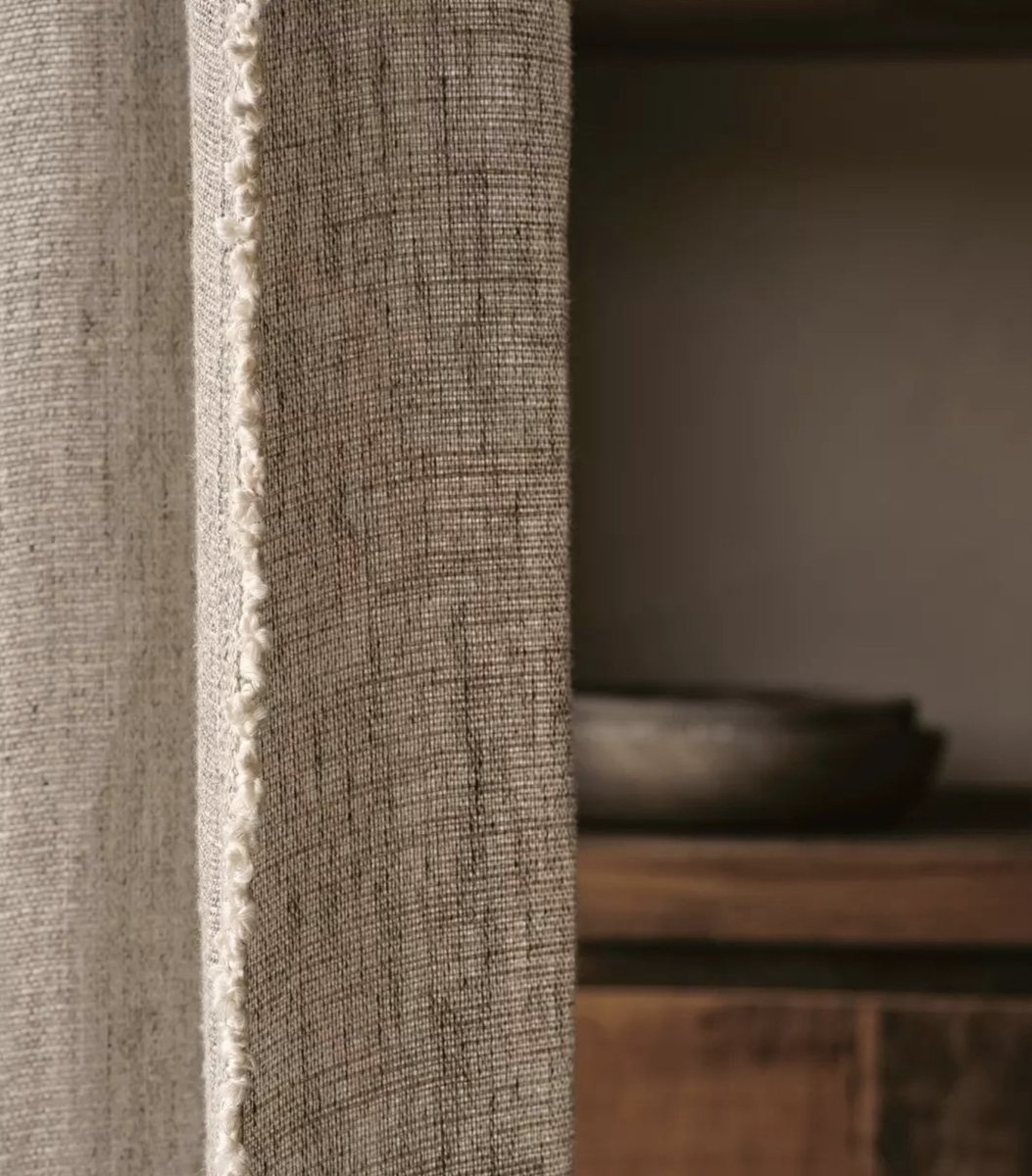Curtaincraft's tweet photo. Sijo is a refined linen weave from Mark Alexander, featuring a subtle melange that adds depth and character to this wide-width linen sheer.
Take a look at our bespoke soft furnishings at https://t.co/i8w6YsL51L or https://t.co/RbJYhbVBdO
#markalexander #theromogroup #interiors https://t.co/Jw0LNH2vLs