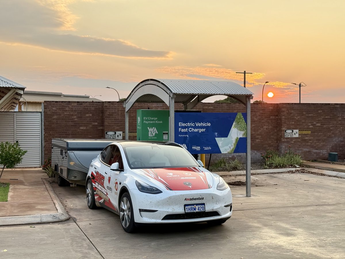 harald_murphy's tweet photo. #evadventure
#AUSYLongLap #AUSYVanTour
@Tesla @TeslaAUNZ #ModelY
Day 4
Arrived #Kununurra #WesternAustralia after traveling 200km from #Warmun. Efficiency 309Wh/km. Charging at the @HorizonPower_WA #WAEVNetwork 150kW @KempowerOyj #FastDC charger.
Day 4 total 658km
Tour subtotal 3,586km