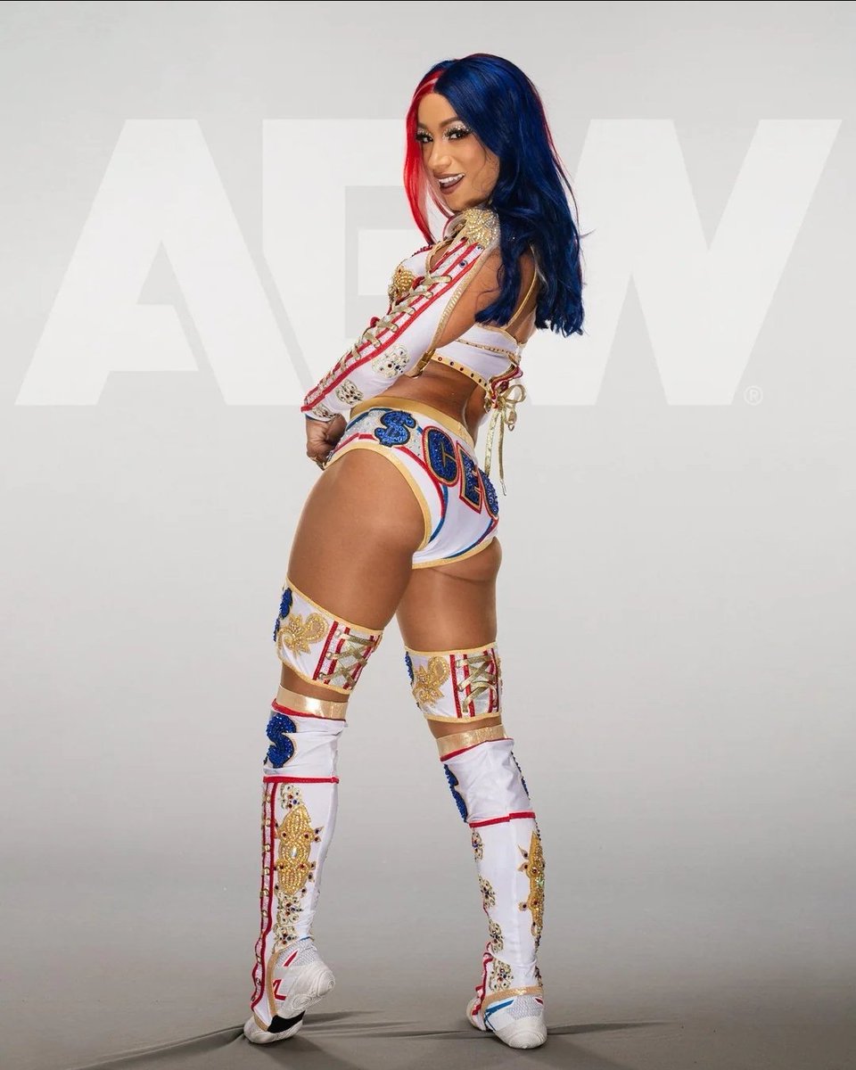 Mone (Fake) tweet media