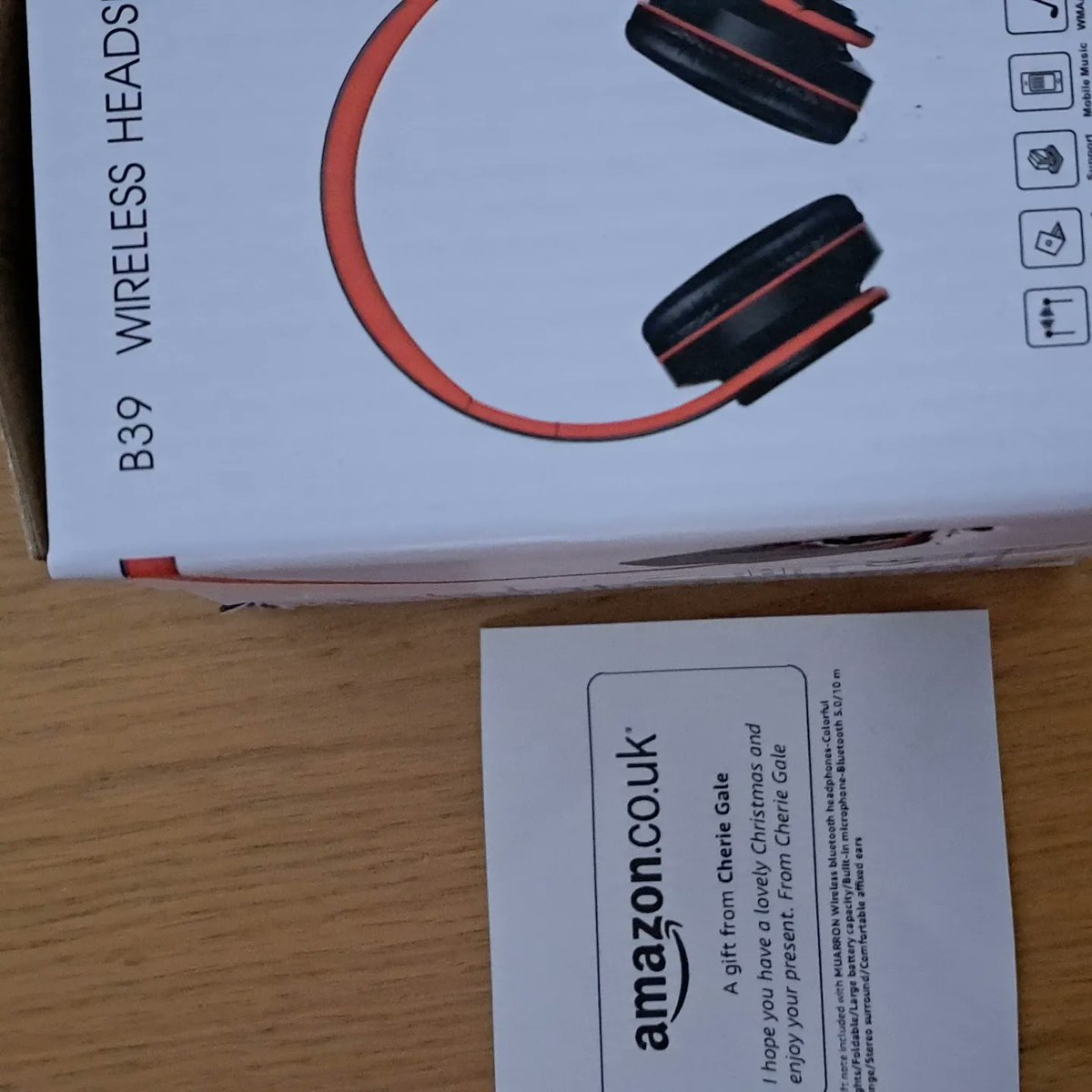 #ChristmasRosesWay is off to a great start 🎅🏼🌹🌈 Thank you to those who have donated so far. Help us create smiles for those children and families in hospital this festive season.

#ChristmasRosesWay #ChildrenAndFamilesInHospital #charity #2024 #donate #wales #gonetoosoon