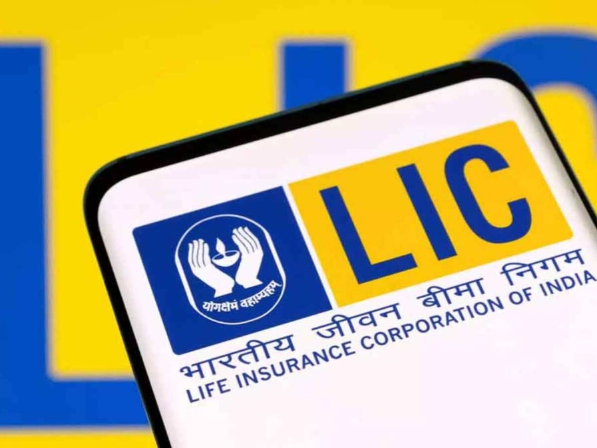 psuconnect's tweet image. LIC launches single-premium micro-term insurance for financial groups
 
“The Life Insurance Corporation of India (LIC) has introduced a single-premium group micro-term insurance plan….”

Read more-👇 
psuconnect.in/news/lic-launc…

#CreditProtection #LifeInsurance #FinancialSecurity