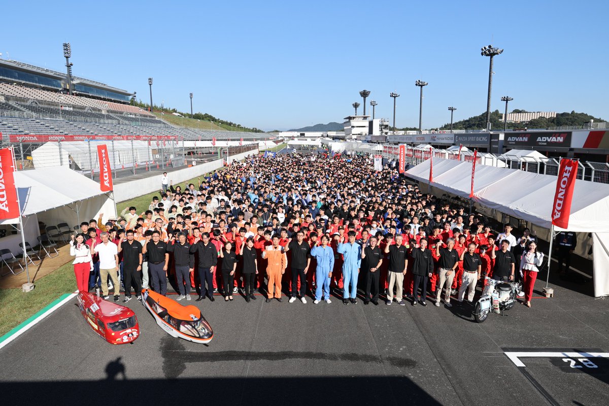 HondaJP_Live's tweet image. 本田宗一郎杯 Honda エコ マイレッジ チャレンジ2024 第43回全国大会
レポートを公開しました🆙

👉link.honda.racing/hM7f

1Lのガソリンで何kmを走ることができるか、燃費の限界にチャレンジする競技会🌏
トップは3000km/Lを超える好記録がマークされました！

#エコマイレッジ #エコラン 
#HRC…