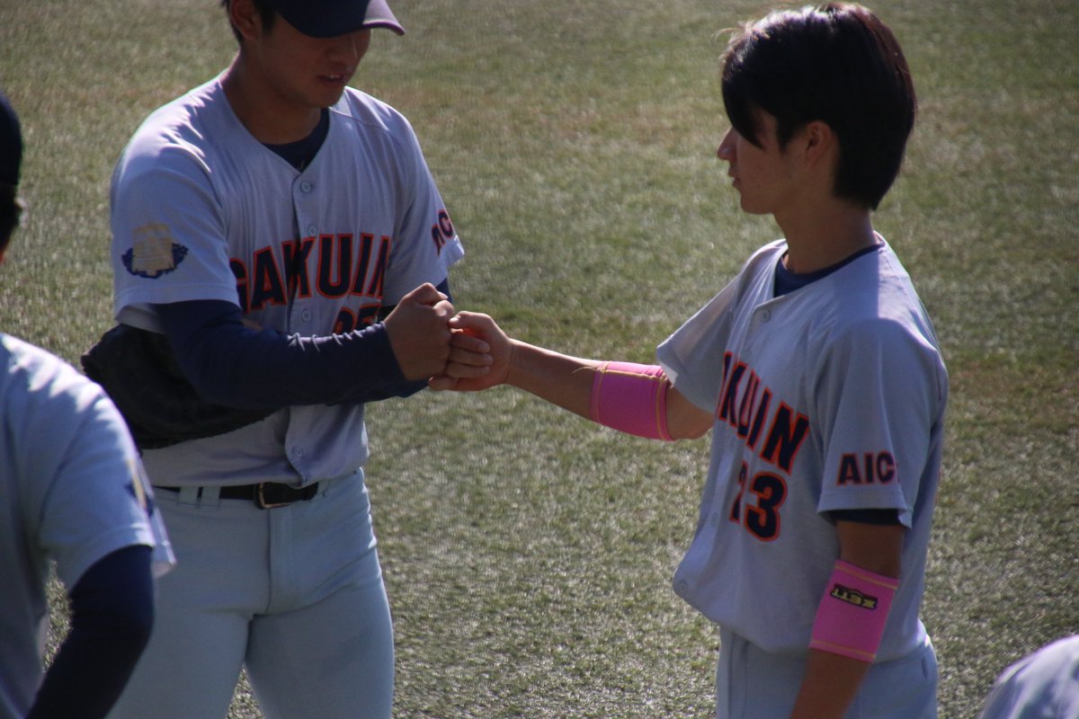 __aspic6's tweet photo. 杉山くん、試合前一人一人(たぶん)にグータッチしてた。こういうところ、本当に素敵😌✨ https://t.co/C0AUYfXSz4