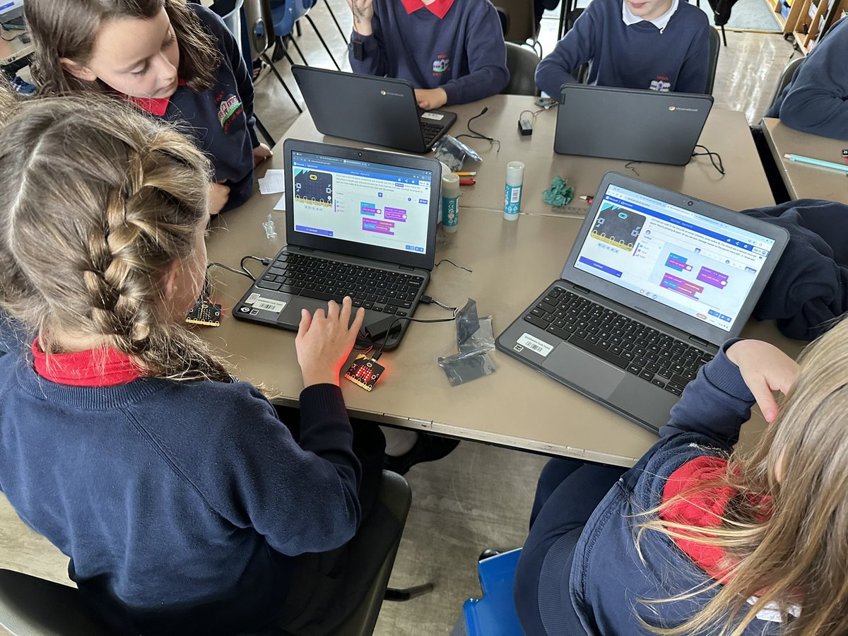 Ysgol Cwrt Henri tweet media