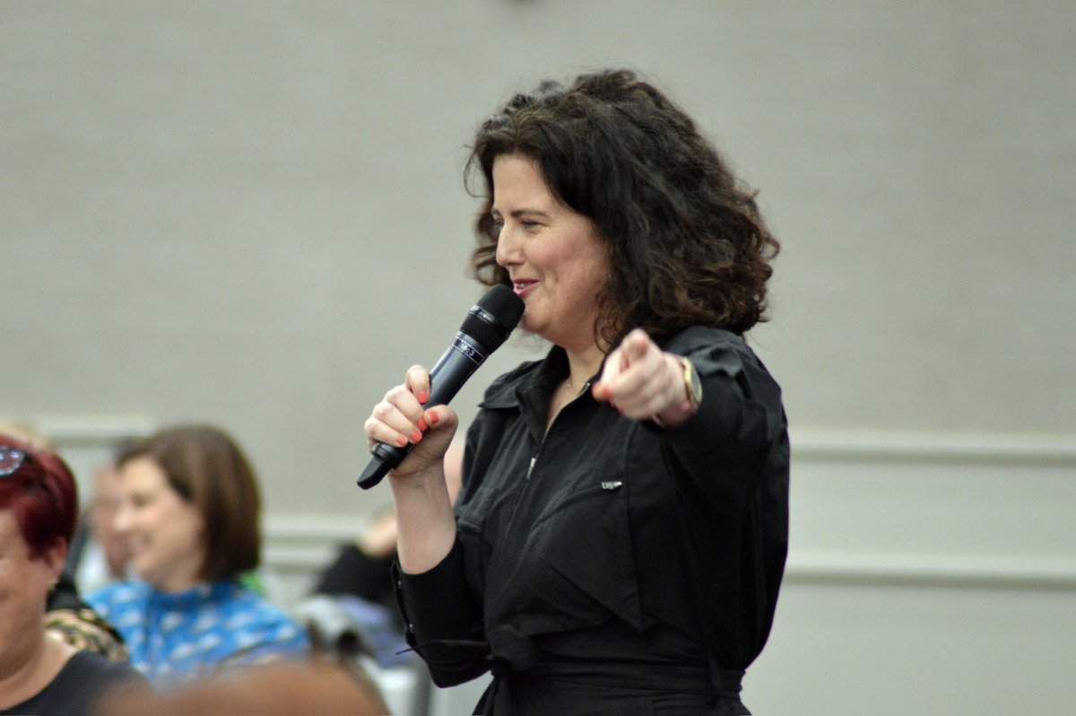 JaneyMaaaccc's tweet image. Had the best time bringing a bit of light relief to the Menopause Together conference yesterday. 😂=💊Thank you so much for having me @MenopauseNI! #comedy #standup #hotflushhoedown #WorldMenopauseDay