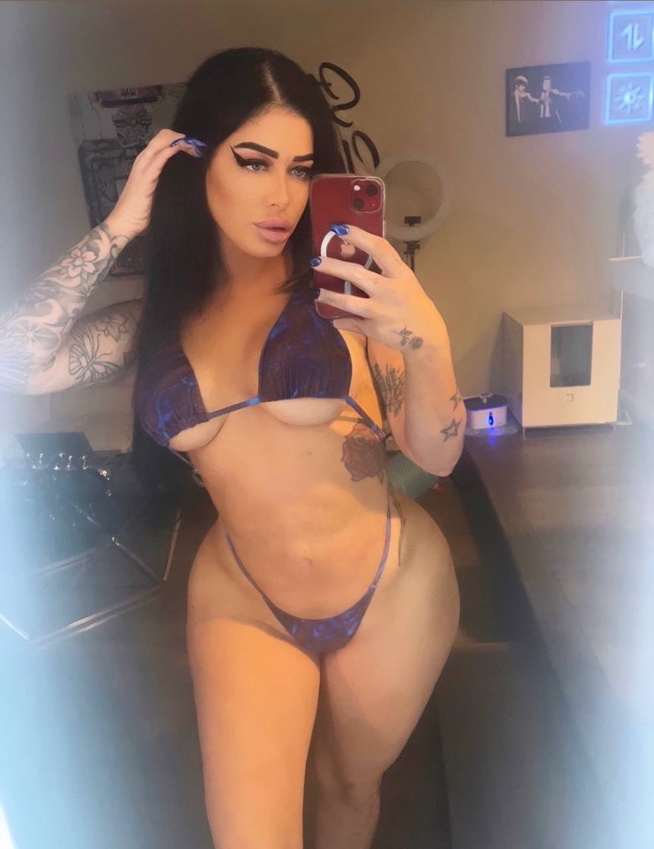 @jillybarbiee tweet media