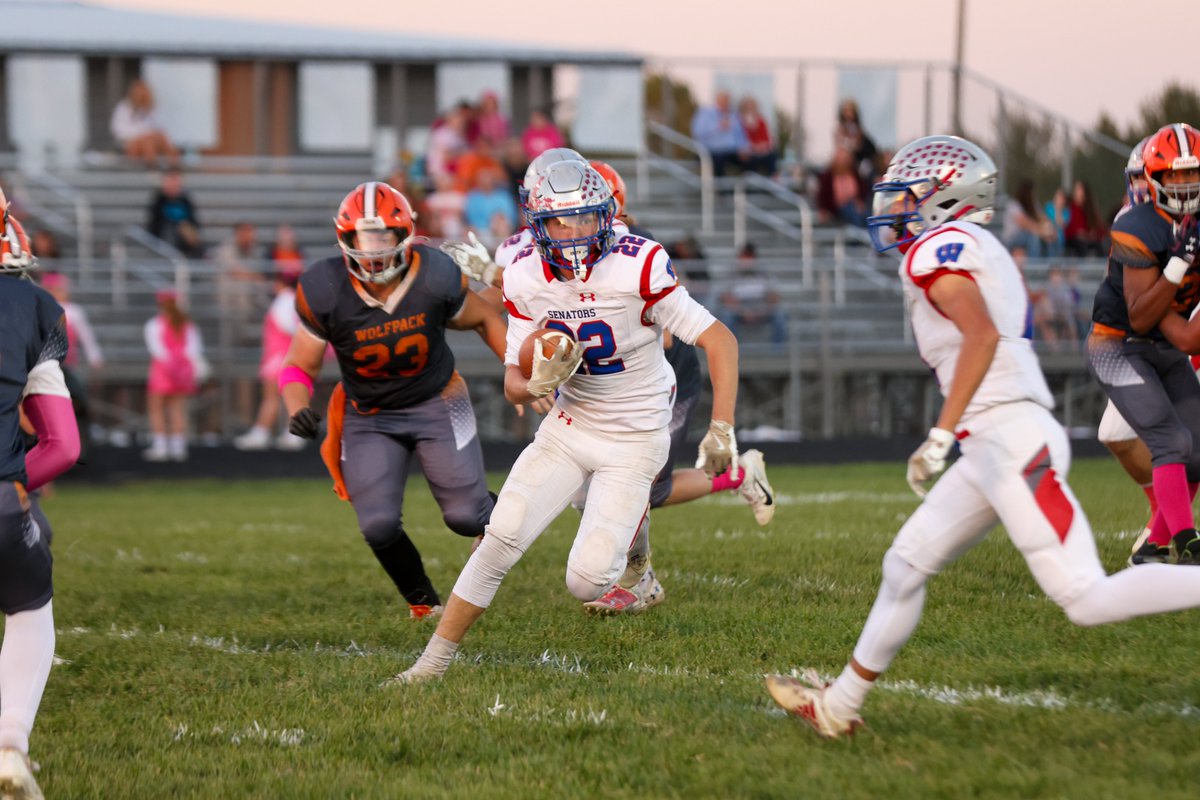 senatorfamily's tweet photo. Secured the W!

WW vs Crawford County https://t.co/wNJBPEjV40