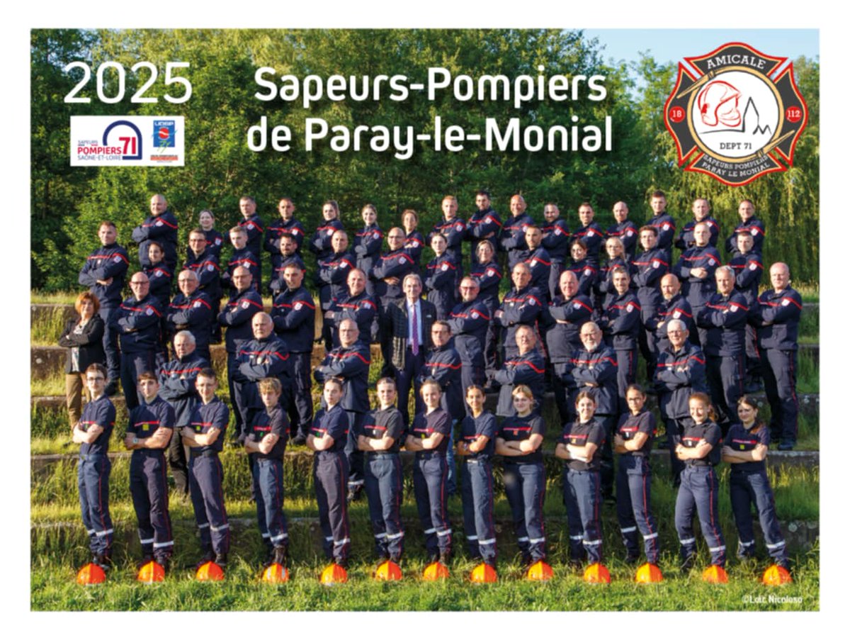 adel0105's tweet photo. "Bonjour c'est les pompiers pour les calendriers" 

@Cie_SP_PLM https://t.co/s2V9X1rK1A