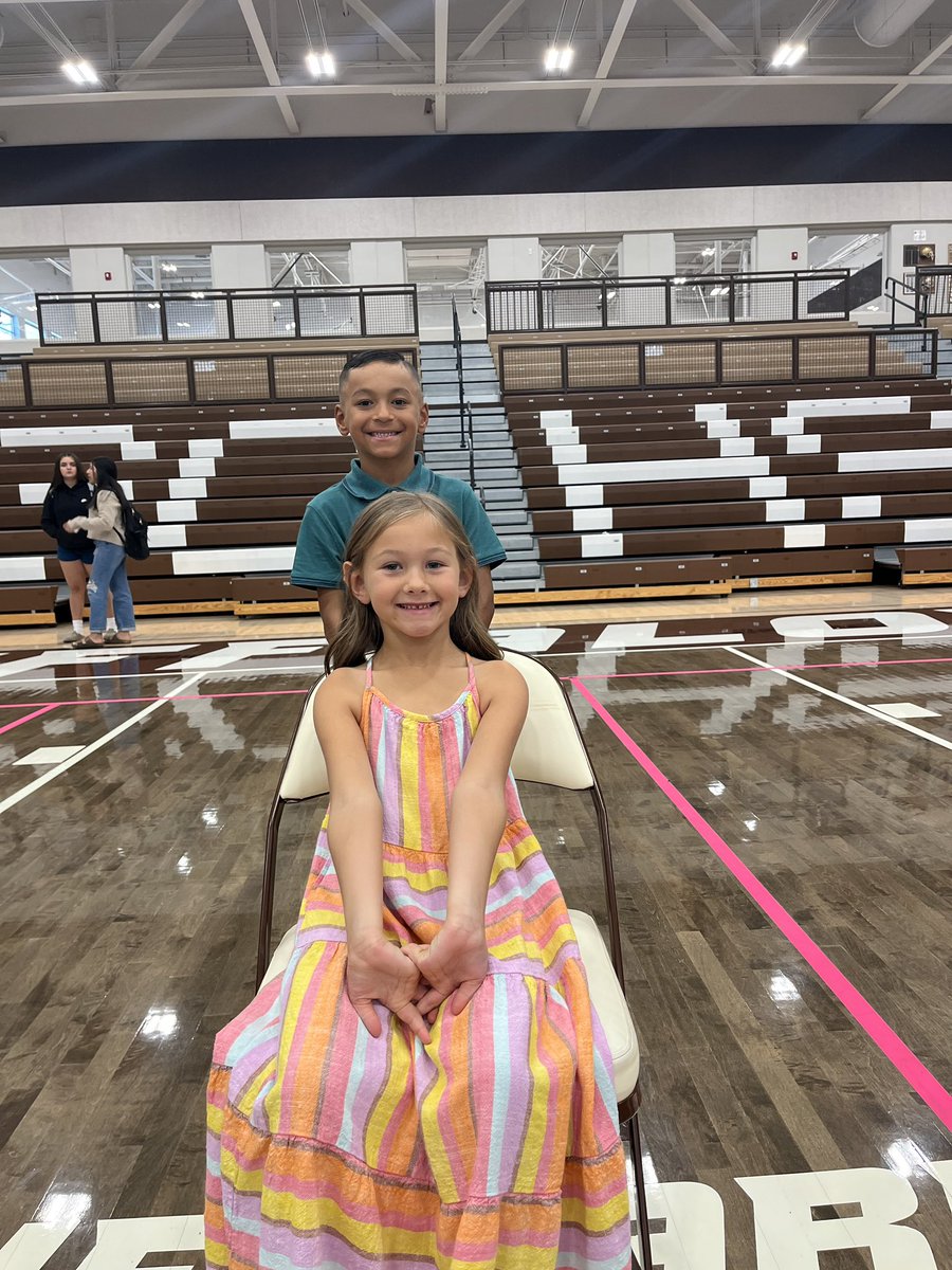 👀 👀 👀….ok bud, I see you! #datboysharp