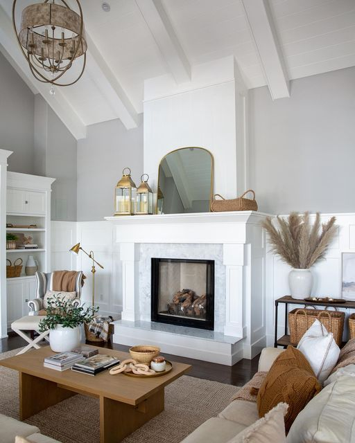 BargemanDo's tweet photo. Feeling ready for Fall around here! 📷 So cozy! I finally had time to take pics of a few spaces today and will have them up on the blog soon! My new coffee table is a favorite in this space. 
https://t.co/uyroTAOrmp https://t.co/ZmzBzlSpE8