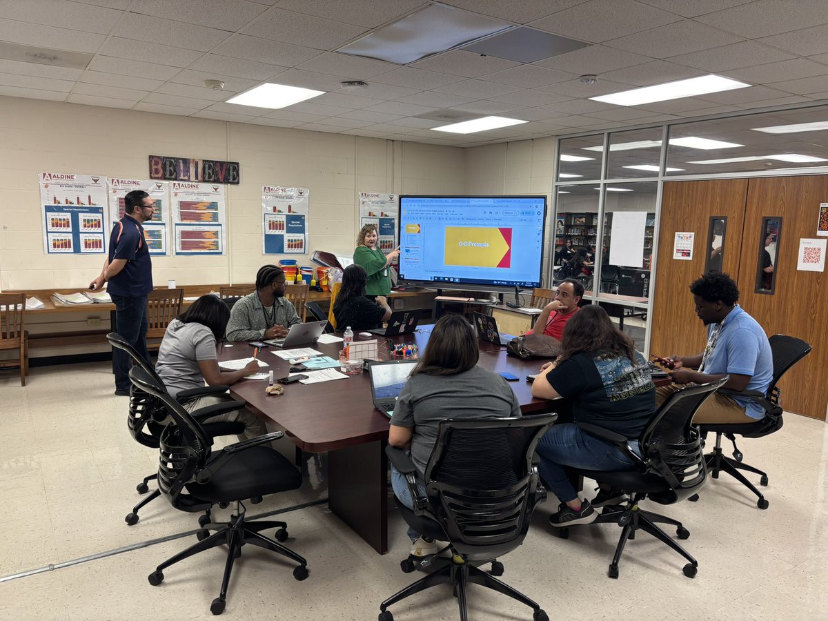 delgadong94's tweet photo. Shoutout to @StovallMS_AISD for their detailed and collaborative plan for the #SPEAKEBs TELPAS practice for students! What a great way to amplify our #AldineImpact ❤️💙@drgoffney @DrFavy @BakerDana2424 @wright_elsa https://t.co/GgQl43QJ7O