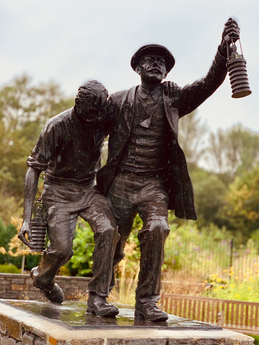 EPWebber's tweet image. Today I am remembering David Thomas, my children’s 3 x great grandfather, who died alongside 438 other miners &amp;amp; a rescuer in the Senghenydd explosion on 14 Oct 1913. David left behind a widow, Mary Ann, and 5 children, who had to walk forward into an uncertain future without him.