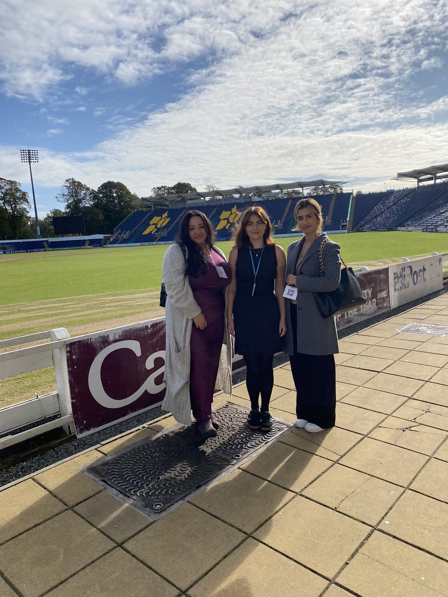 Obstetrics and Gynaecology Research Team (@ogresearchteam1) on Twitter photo The HCRW conference gave us the opportunity to meet researchers, teams and participants and listen to their inspiring stories👏🏼
We also caught up with our <a href="/crf_cardiff/">Cardiff and Vale Research Delivery Team</a> colleagues, including Ranya a Research Nurse
Thank you <a href="/ResearchWales/">Health and Care Research Wales</a> 😁
#ResearchWales24 #ResearchMatters The HCRW conference gave us the opportunity to meet researchers, teams and participants and listen to their inspiring stories👏🏼
We also caught up with our <a href="/crf_cardiff/">Cardiff and Vale Research Delivery Team</a> colleagues, including Ranya a Research Nurse
Thank you <a href="/ResearchWales/">Health and Care Research Wales</a> 😁
#ResearchWales24 #ResearchMatters