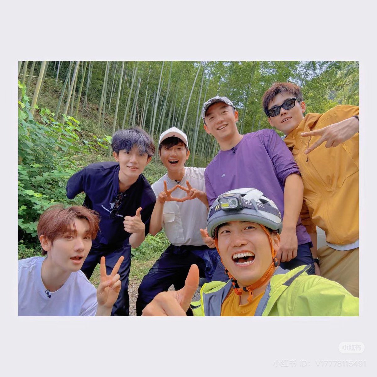 【#向山海出发】14/10/2024

ทีมโค้ชที่พาไปสำรวจถ้ำลงรูปที่ถ่ายกับเหรินหาวและสมาชิกคนอื่น ๆ ในรายการด้วยค่ะ รูปนี้ถ่ายเมื่อราว ๆ ต้นเดือน ต.ค.นี้ค่ะ

©️山海探险
#เหรินหาว #任豪 #RenHao