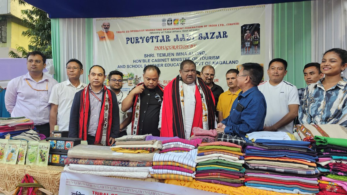jualoram's tweet photo. Visited the #TRIFED Purvottar Aadi Bazaar in Dimapur. The event showcased the impact of #TRIFED schemes in #Nagaland through 32 stalls. Thankful to #DUDA and #NHBM for supporting our artisans and promoting tribal heritage. #TRIFED #Nagaland #TribalHeritage #ArtisanSupport https://t.co/X1DmtJysXp