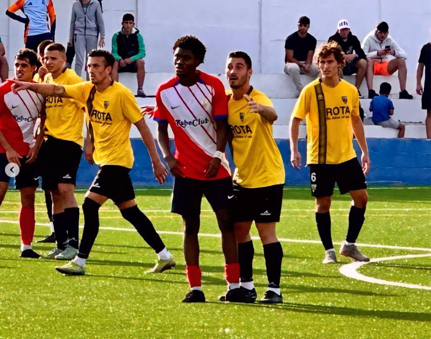 AlgecirasCF's tweet image. ℹ️𝐑𝐞𝐬𝐮𝐥𝐭𝐚𝐝𝐨𝐬 𝐝𝐞 𝐧𝐮𝐞𝐬𝐭𝐫𝐚 𝐜𝐚𝐧𝐭𝐞𝐫𝐚 𝐞𝐥 𝐟𝐢𝐧 𝐝𝐞 𝐬𝐞𝐦𝐚𝐧𝐚.

Juvenil A-  C.D. La Salle 2-0
Senior B - Roteña U.D.  0-1
C.D. Estrella Portuense C.F. – Infantil A 1-1
Xerez Deportivo – Cadete B 2-0

#FormandoEstrellas #CanteraACF #SéParteDelÉxito