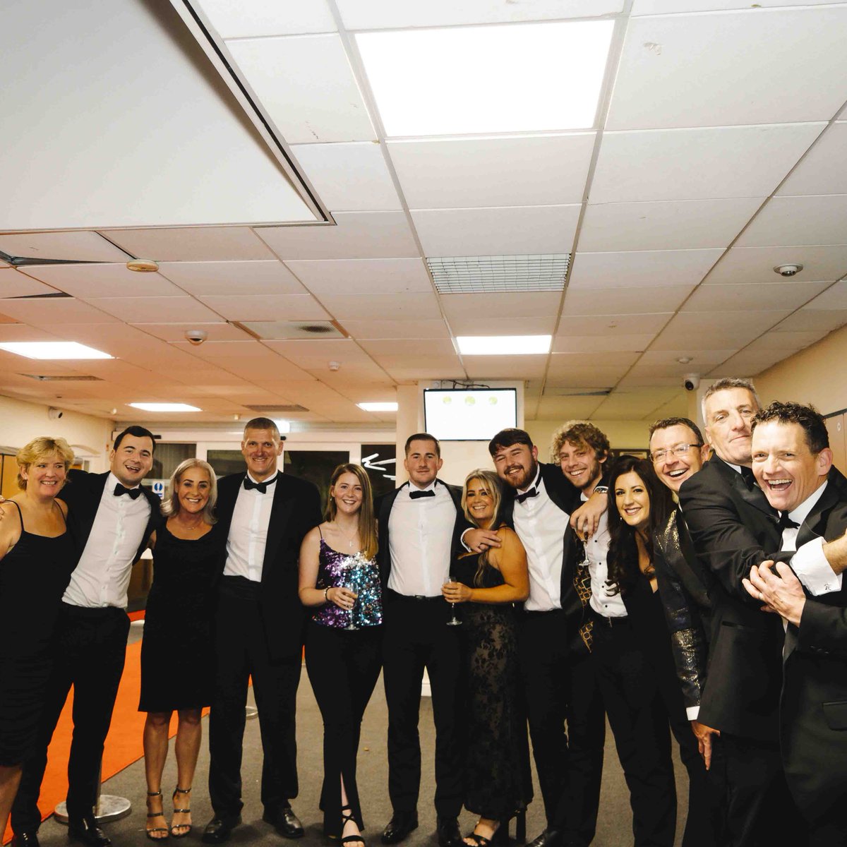 🥂We had a great time at the Old Edwardians' Dinner on Saturday, seeing alumni come together to celebrate being an Edwardian. Thanks to our guest speaker Mr Buckton and Fr Thomas Clark and to all who helped make the night a success!

📸: flic.kr/s/aHBqjBMXxF