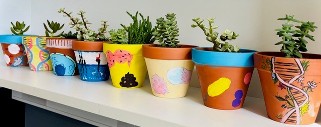 Welcome to all of our new PhD students! Always exciting to have a new cohort arriving 💪

One of the social activities organised by our Graduate Student Association involved arts and science 🤩 Hope you are all settling in well!