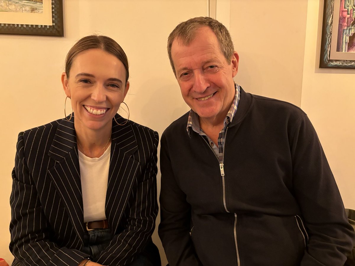 ALASTAIR CAMPBELL (@campbellclaret) on Twitter photo Very nice way to start the week - meeting up with <a href="/jacindaardern/">Jacinda Ardern</a> to talk past, present and future (and of course future podcast interview too). The world needs more politicians like her right now. Now off to 🏴 for <a href="/RestIsPolitics/">The Rest Is Politics</a> event Cardiff. Very nice way to start the week - meeting up with <a href="/jacindaardern/">Jacinda Ardern</a> to talk past, present and future (and of course future podcast interview too). The world needs more politicians like her right now. Now off to 🏴 for <a href="/RestIsPolitics/">The Rest Is Politics</a> event Cardiff.