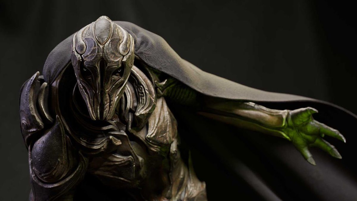 Here's a short snippet video summarizing all the Live sessions from The Extra Mile workshop with the recent cohort of students. It was lots of fun working on this villain for the TEM universe. buff.ly/4hfDEGK #TheExtraMileCourse