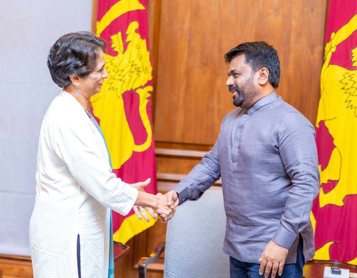 UNDPSriLanka's tweet photo. Engaging in an official mission in #SriLanka 🇱🇰, @UN Assistant Secretary General & @UNDPasiapac Director Ms. @kanniwignaraja met with President @anuradisanayake this morning accompanied by @AzusaKubota Res Rep, @UNDP #lka.

During the meeting ASG Wignaraja reaffirmed @UNDP's commitment to support national priorities, particularly in anti-corruption, accountability, digital transformation, public sector innovation, empowerment of women & advancing human development