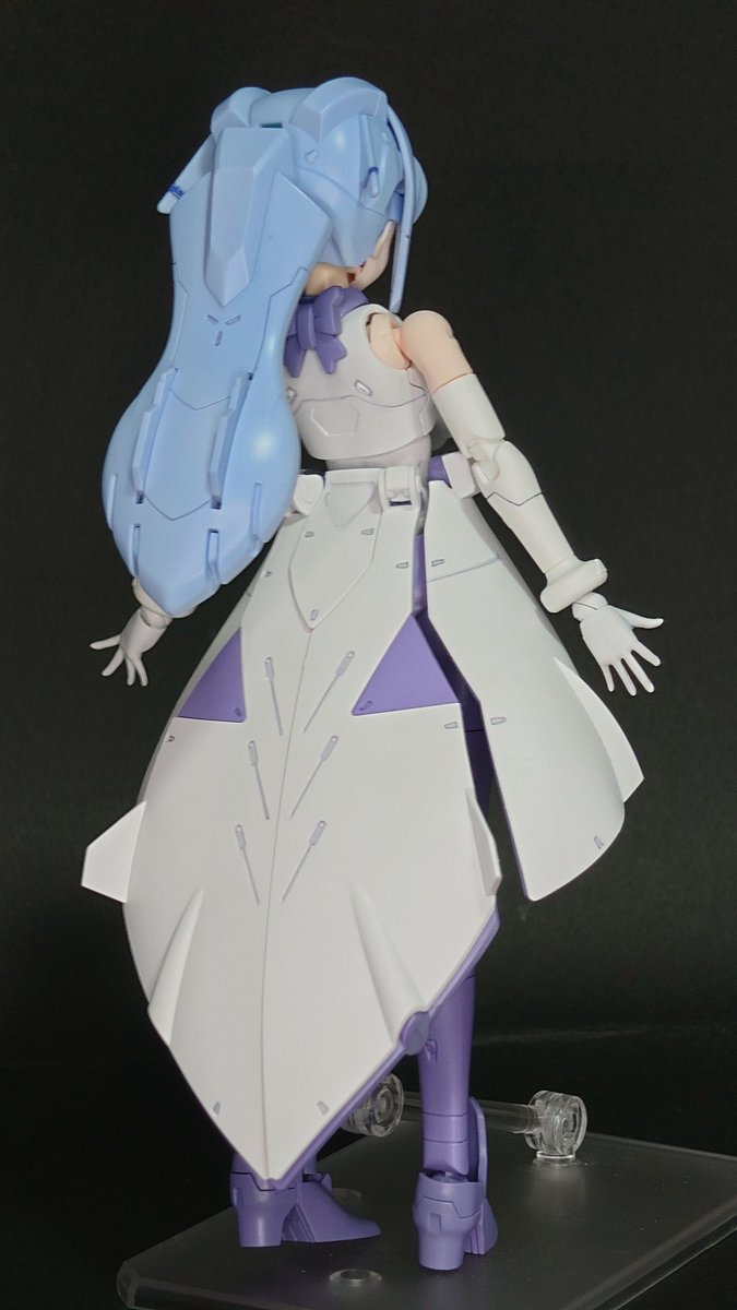 モビルドールサラさん完成
顔のモールド埋めたのでアイデカールは反則技を使わせてもらってる 