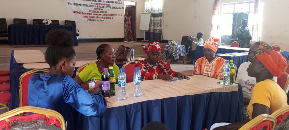FemaleFjn's tweet photo. FJN is continuing to work with members in the states to strengthen the relationship between the media and the communities. In Yambio, the Yambio GBV Women working group has been formed to address GESI and GBV related challenges. #sustainablemedia https://t.co/gJJ3oFXPLy