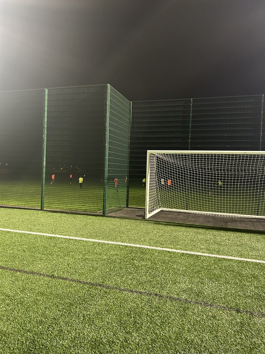 This is brilliant! Borrowing light from the 4G to play the game we love #spiritoffootball <a href="/Paulmcg8/">Paul McGuinness</a>