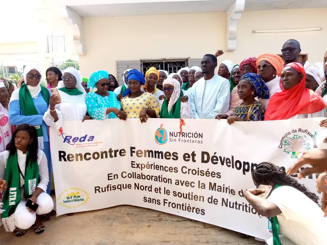 👥 La Délégation a participé à la journée “Rencontre Femmes et Développement : Expériences croisées”

L'occasion a permis de créer un cadre pour harmoniser les actions de développement entre les associations féminines de Rufisque Nord et le Réseau Droit au Développement #REDA