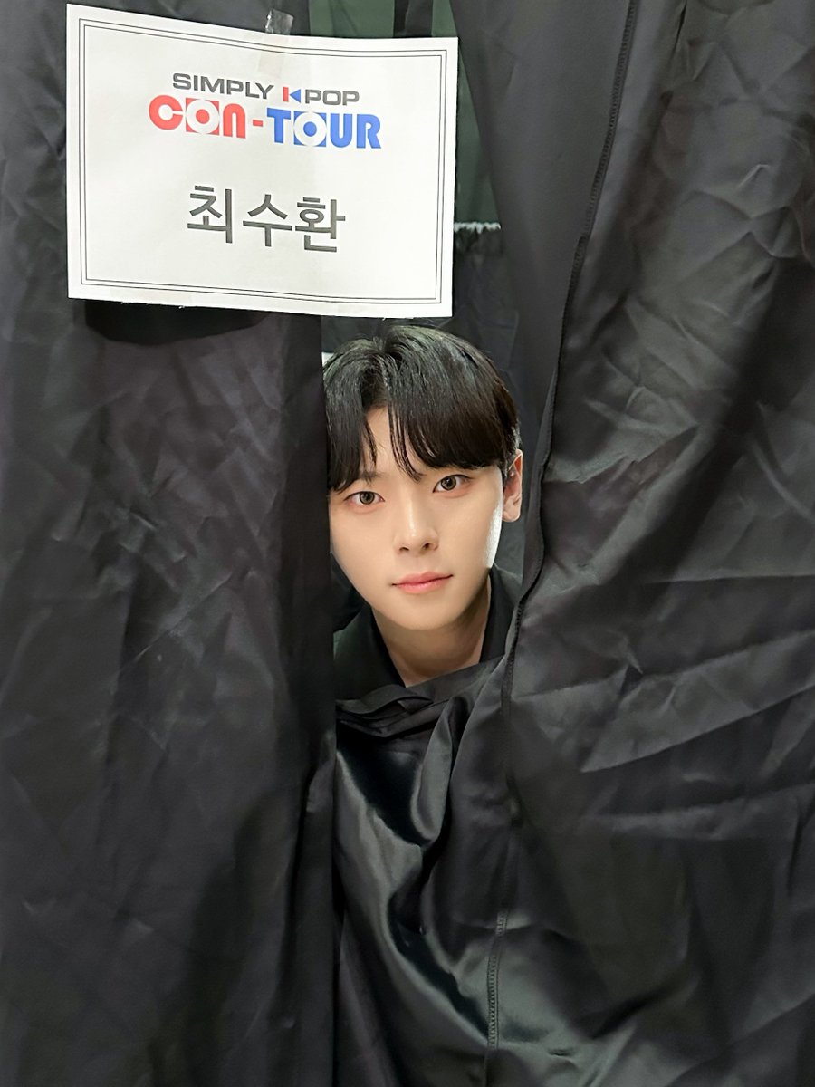 Swanta_TV's tweet photo. [ Back 수테이지💙 ]

오랜만에 SIMPLY KPOP에서 만난 호수들 반가웠어요☺️💙

다음에 또 좋은 무대에서 만나요💙

#최수환 #Choisuhwan #チェ·スファン https://t.co/clPTPMLUHA