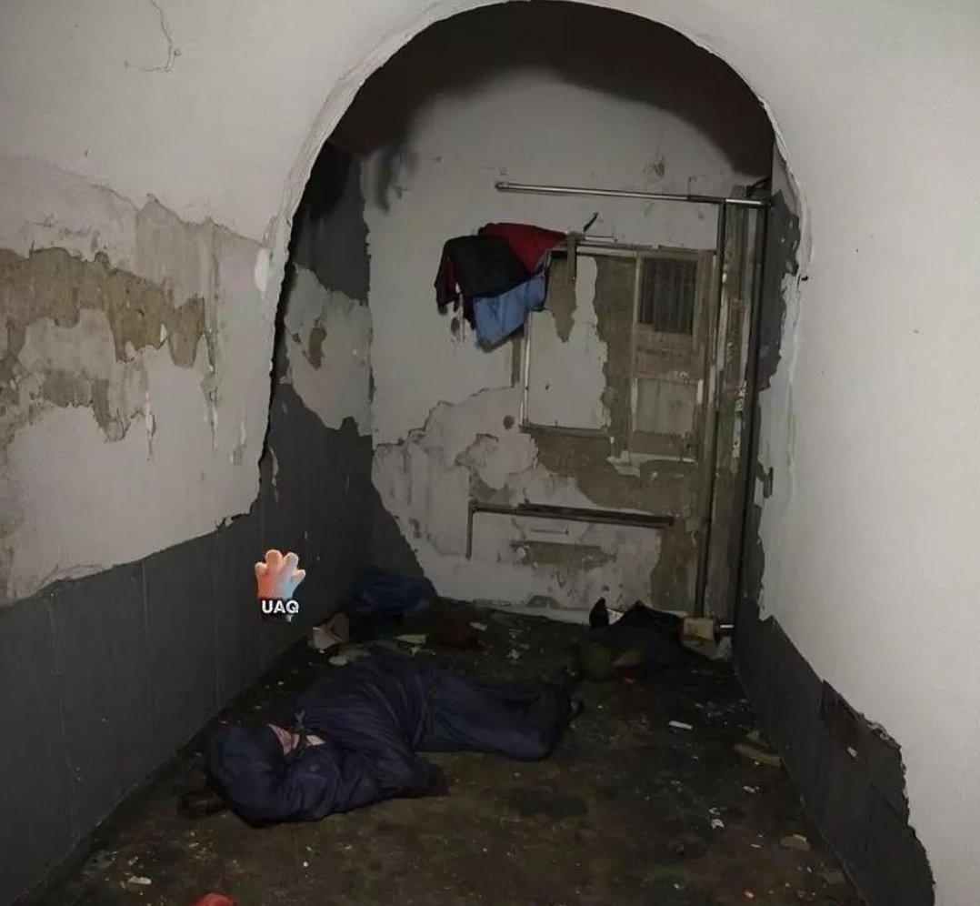 aga, duvarda cinayet var