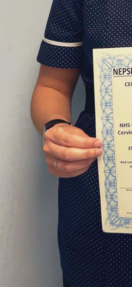 Random_BOT tweet media