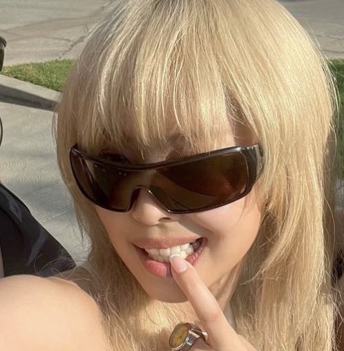 jnkoopsies's tweet image. #JENNIE   with 8 nominations in the 2024 MAMA AWARDS! 

— Song of the Year (daesang) You &amp;amp; Me 
— Song of the year (daesang) Spot!
— Artist of the year (daesang)
— Best Rap &amp;amp; Hip Hop 
— Best Collaboration
— Best Female Artist  
— Best Dance Performance Female Solo 
— Worldwide fan