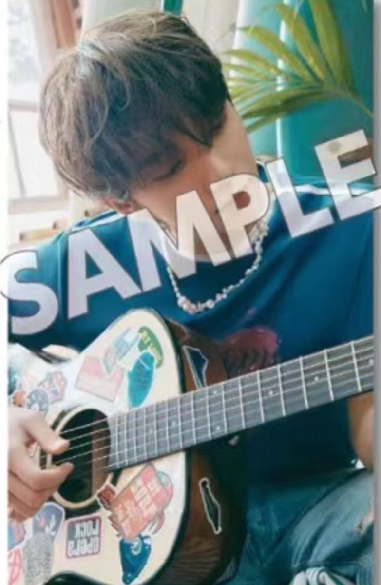 shuasmedia's tweet photo. joshua holding a guitar pc 🥹 i need this in my life https://t.co/wAeCLcLdR4
