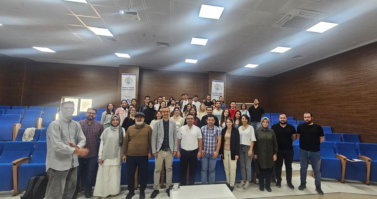 btupolimer's tweet photo. 2024-2025 eğitim öğretim yılı güz dönemi açılış dersimiz, bölümümüz doktora programı mezunlarından KORTEKS A.Ş. Ar-Ge  departmanı Müdür Yardımcısı Dr. Onur ÇELEN'in katılımları ile gerçekleştirildi. https://t.co/6zPaKPw7sQ