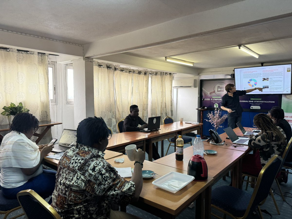 KAMTCHANG1's tweet photo. #steps
Guillaume Kuster co-fondateur de #checkfirst est parti de la #Finland pour les locaux d’@AdisiCameroun à Douala au #Cameorun. https://t.co/28Wtj9hXZy